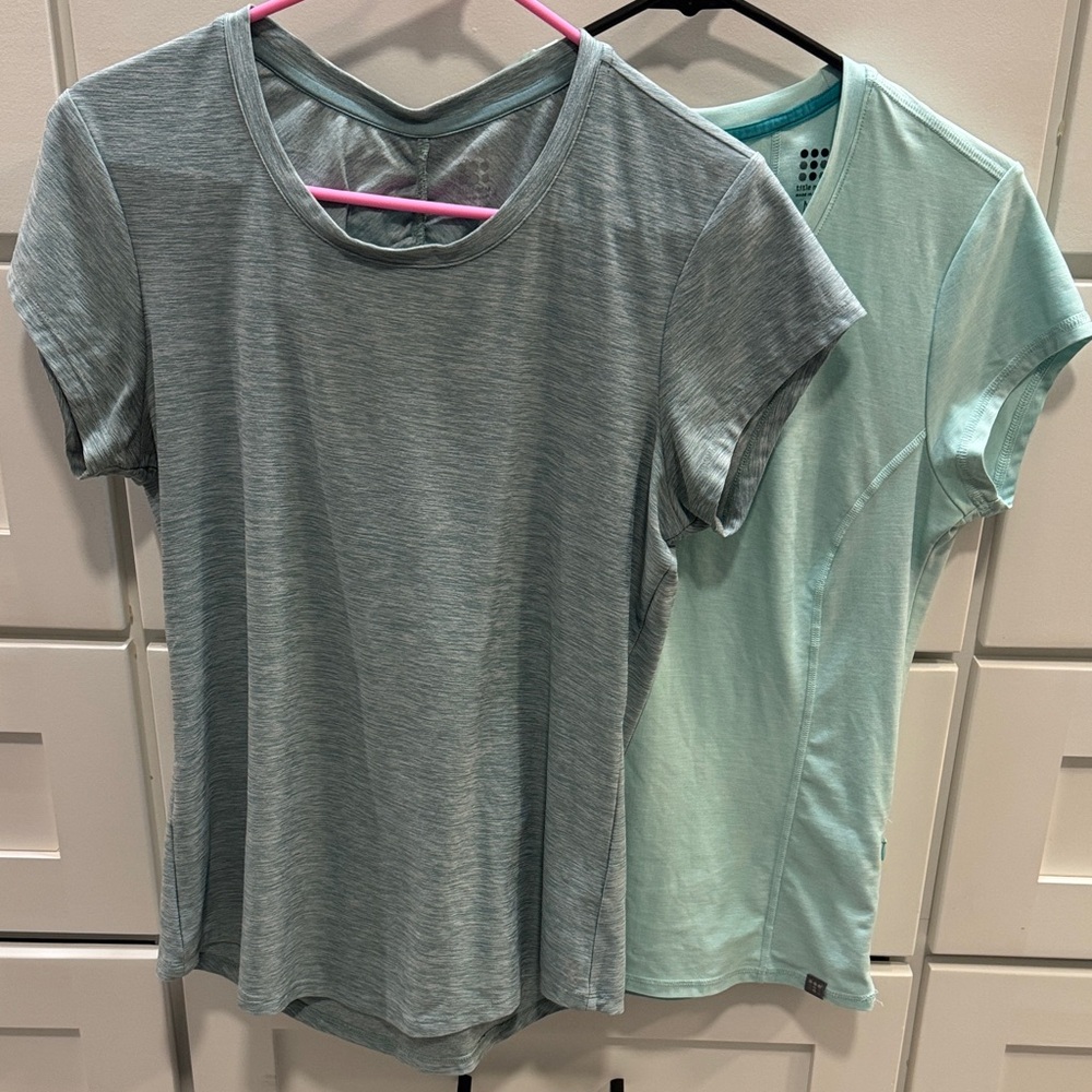 Bundle of 2 Title Nine Grace t-shirts M